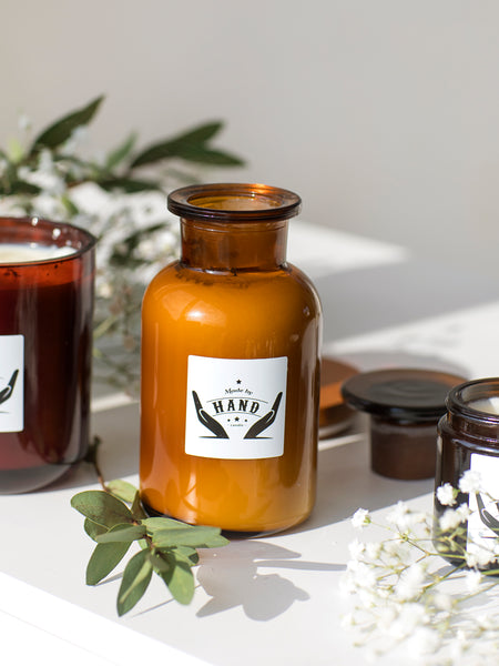 Aromatinė žvakė "Juodoji rožė ir medis"